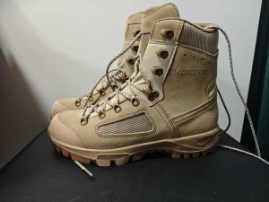 BUTY LOWA EU42 8UK NIE UZYWANE