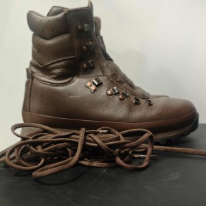 BUTY ALTBERG EU39 BARDZO DOBRE