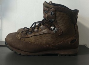 BUTY AKU EU39 UK6 STAN DOBRY