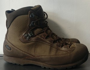 BUTY AKU PILGRIM EU41 UK7 STAN DOSTATECZNY 