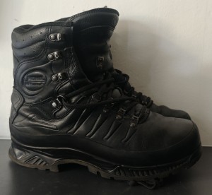 BUTY MEINDL KEMPFSCHUH EU42/8UK STAN DOBRY