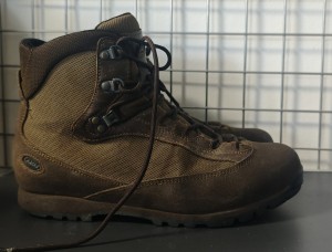 Buty AKU  8UK EU42/ STAN BARDZO DOBRY