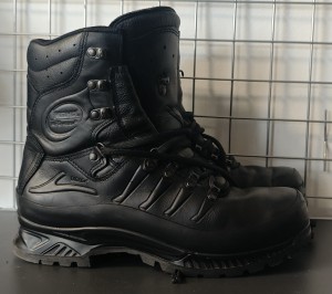 BUTY MEINDL EU44/9,5UK STAN DOBRY