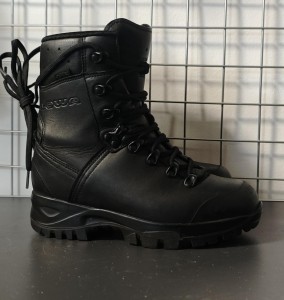 BUTY LOWA EU36/3,5 STAN DOBRY