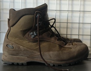 BUTY AKU EU41/7 STAN DOBRY