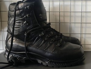 BUTY MEINDL EU44/9,5 STAN DOSTATECZNY