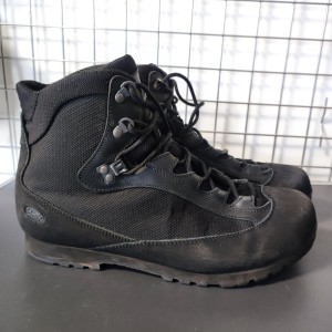 BUTY AKU EU44/10UK STAN DOSTATECZNY