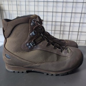 BUTY AKU EU41/7UK STAN DOSTATECZNY