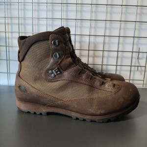 BUTY AKU 43/9UK STAN DOSTATECZNY