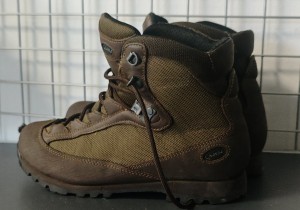 BUTY AKU EU39/6UK STAN BARDZO DOBRY