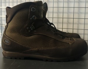 BUTY AKU EU43 UK9 STAN DOBRY