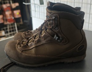 BUTY AKU EU38 UK5 STAN DOBRY