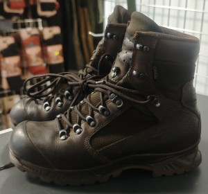 BUTY MEINDL EU40 UK6,5 STAN DOSTATECZNY ZAWOSKOWANY