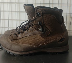 BUTY AKU 8/42 STAN DOSTATECZNY 