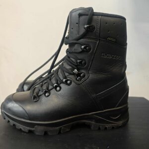 BUTY LOWA EU38 UK5 STAN BARDZO DOBRY - obrazek 1