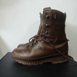 BUTY HAIX ZIMOWE EU43 UK9 STAN DOBRY - obrazek 1