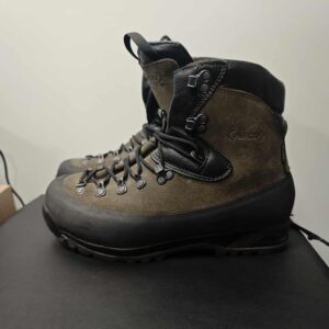 BUTY AKU UK7 EU41 JAK NOWE - obrazek 1