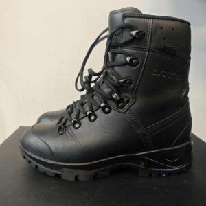 BUTY LOWA EU38 UK5 STAN BARDZO DOBRY - obrazek 1