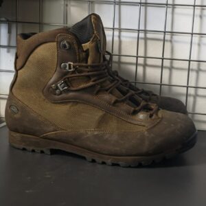 BUTY AKU EU44 UK10 STAN DOSTATECZNY - obrazek 1